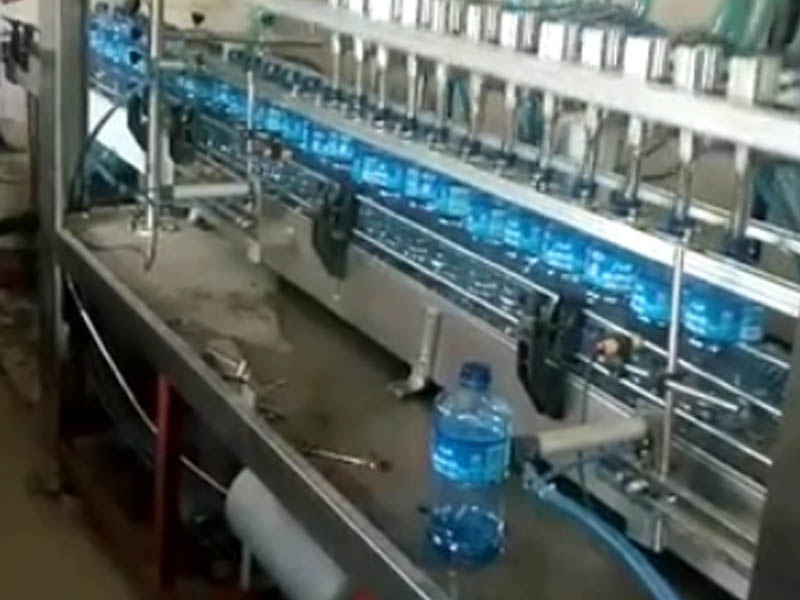 玻璃水灌裝機